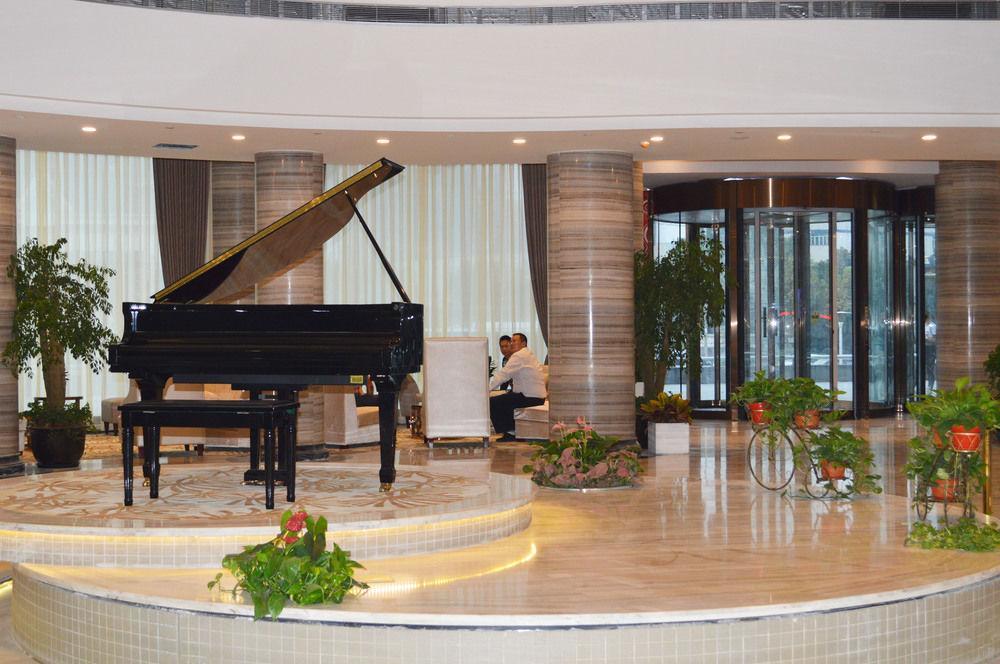 Noble Center Hotel Shanghai Eksteriør bilde